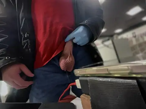 RawRyder8 online show from February 18, 4:21 am