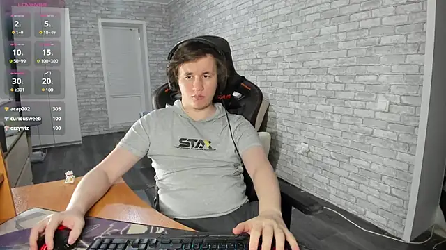 iliaskrislove online show from February 11, 5:07 pm