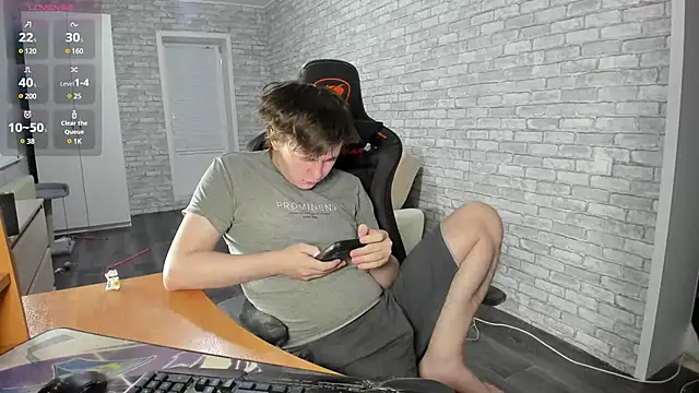 iliaskrislove online show from February 15, 1:54 am