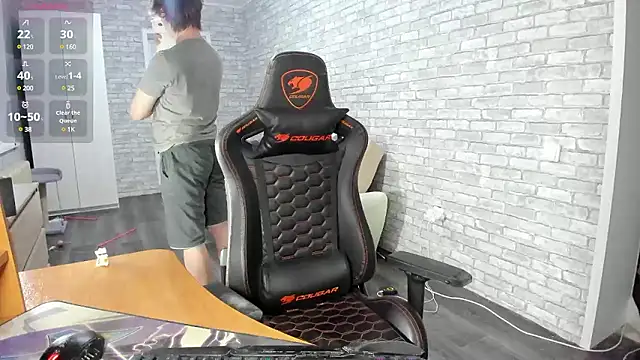 iliaskrislove online show from February 15, 12:01 pm