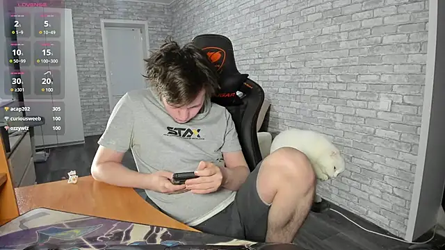 iliaskrislove online show from February 12, 3:51 am