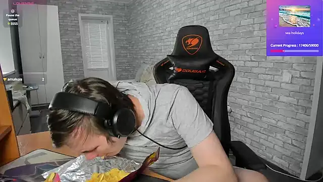 iliaskrislove online show from January 24, 5:42 am