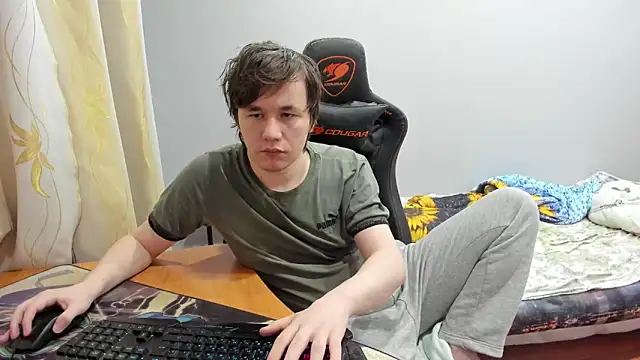 iliaskrislove online show from September 14, 9:06 pm