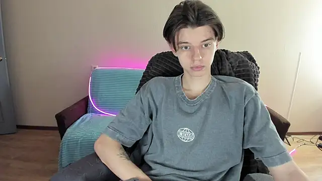 Snapshot of Liam_sexy1 chatting on December 22, 7:54 am Liam sexy1 online show from December 22, 7:54 am