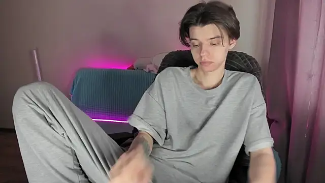 Snapshot of Liam_sexy1 chatting on February 28, 7:58 am Liam sexy1 online show from February 28, 7:58 am