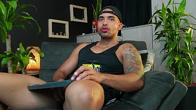 LincomAmith online show from March 13, 4:20 am