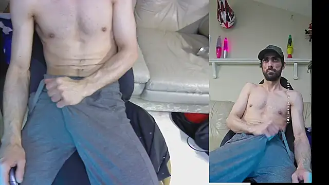 Snapshot of slendt94 chatting on February 3, 8:13 am slendt94 online show from February 3, 8:13 am