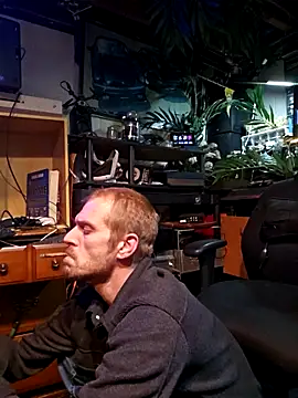 mrwinsalot88 online show from November 11, 9:42 pm