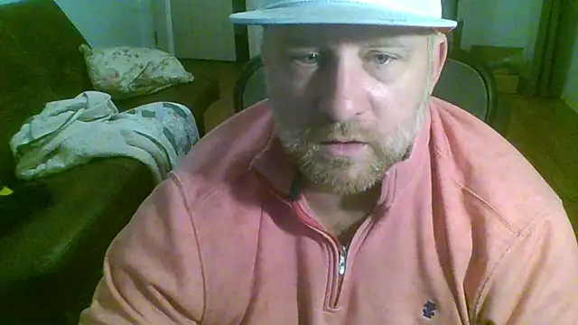 poundyouout69 online show from March 8, 5:55 am