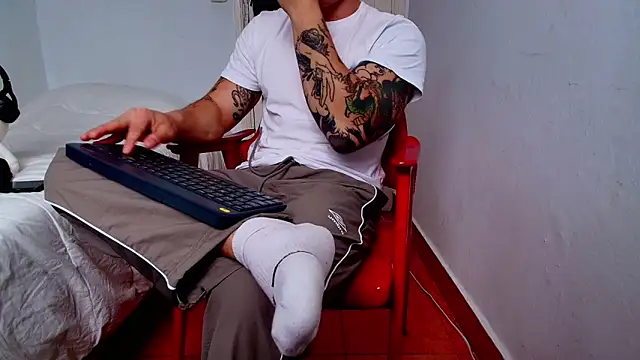 juandking online show from November 13, 10:09 am