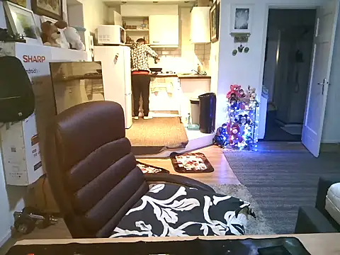 mihaimichael online show from October 22, 1:09 am