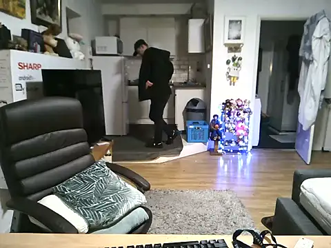 mihaimichael online show from December 5, 11:12 pm