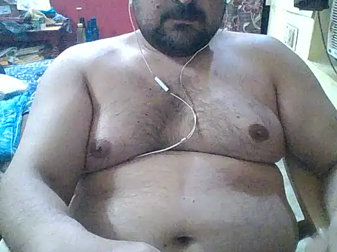 ARYANAVAILABLE online show from March 14, 7:32 pm