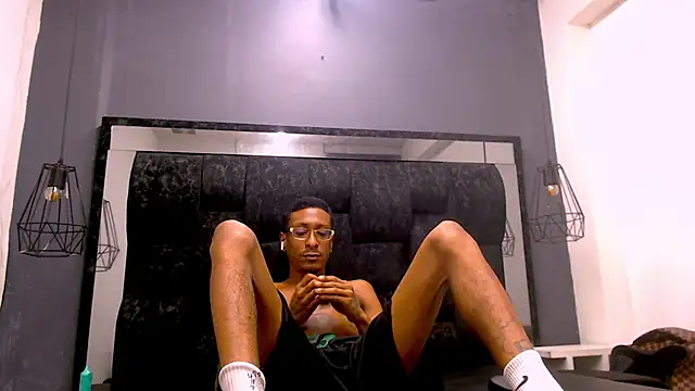 Jose Smoke online show from November 29, 4:14 am