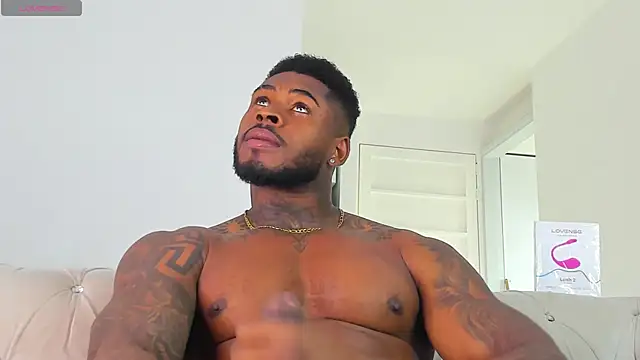 Makonneen online show from December 18, 7:43 pm