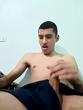 Rogersmit2 online show from December 29, 5:01 pm