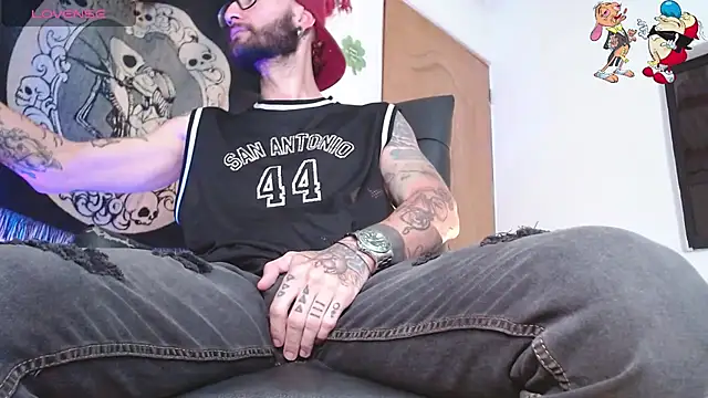 ren stipee online show from November 14, 9:49 pm