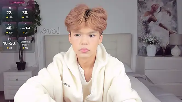 Felix Rey online show from September 24, 4:16 pm