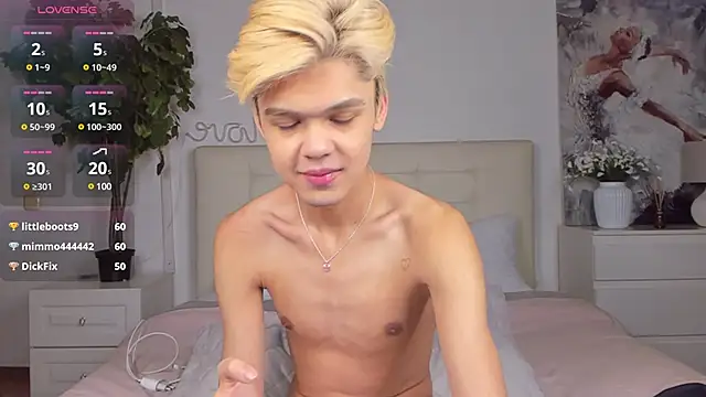 Felix Rey online show from February 27, 2:41 am