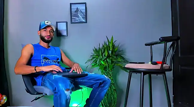 Damian 022 online show from March 12, 2:12 pm