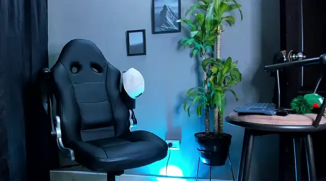 Damian 022 online show from December 21, 6:23 pm