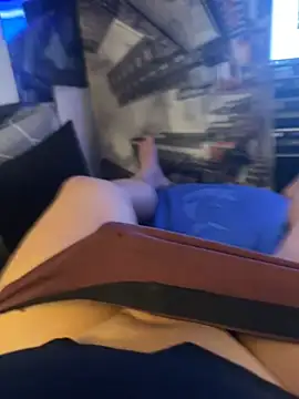 MatthewEmme online show from February 12, 11:44 pm