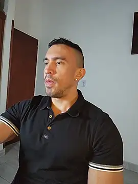 jhay-crux online show from June 25, 3:28 pm