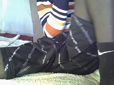 Delicious-D online show from February 23, 6:44 am