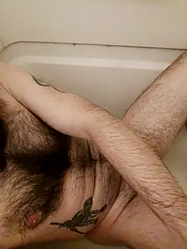 hungandnerdy420 online show from October 24, 6:48 am