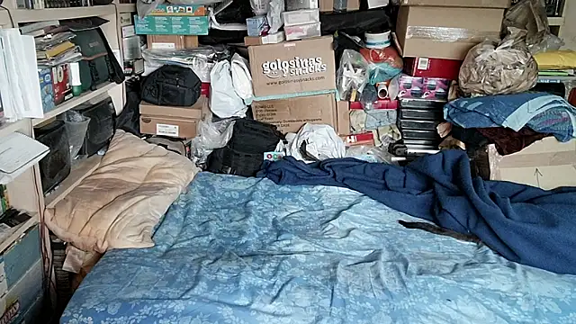 hadeszeuss2 online show from November 24, 3:46 pm