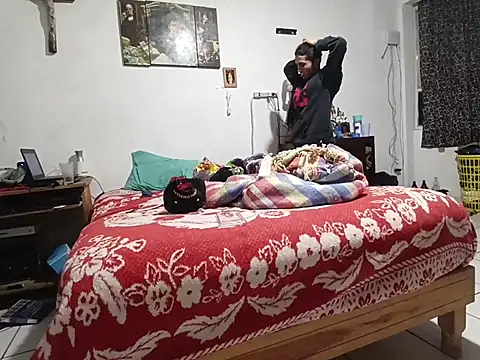 jperezofficial1 online show from December 3, 6:41 am