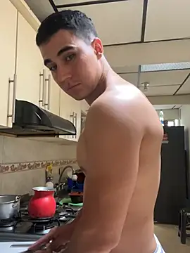 owengray2n online show from February 7, 4:24 pm