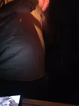 localwhtboyy online show from July 2, 7:58 am