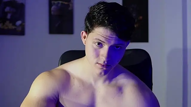 Hazzan Velez online show from December 14, 8:38 pm