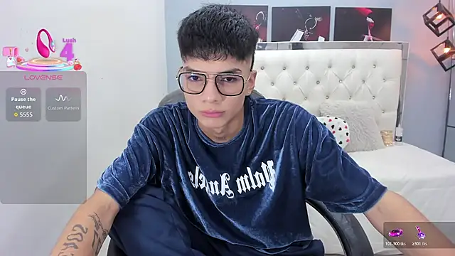 Noha scott online show from March 24, 11:08 pm