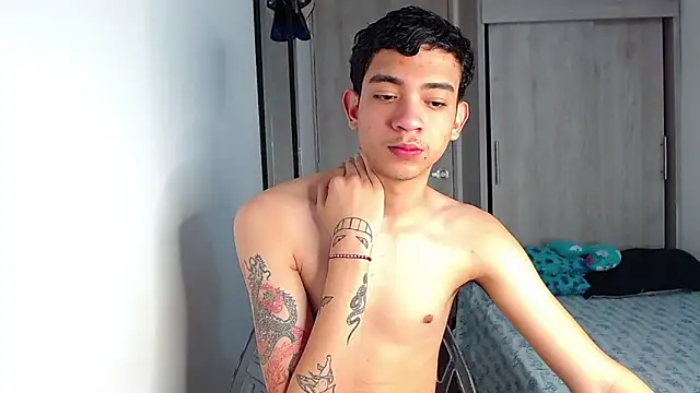 latinhandsome online show from January 31, 4:48 pm