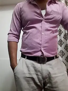 Guyinshortss online show from April 17, 7:16 pm