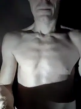 omgkidisthaone online show from December 15, 11:07 am