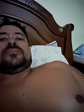 Snapshot of LatinMar chatting on October 7, 1:37 pm LatinMar online show from October 7, 1:37 pm