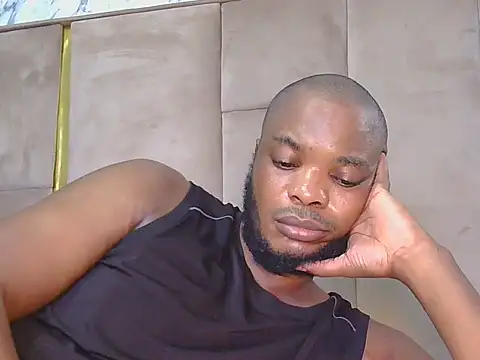 King squats online show from December 22, 1:30 pm