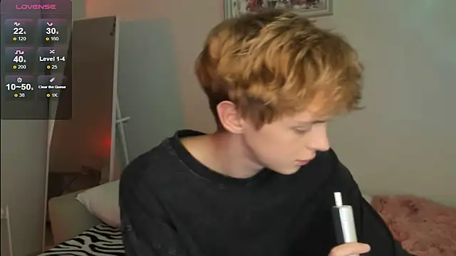 agelandreww online show from November 25, 4:53 pm