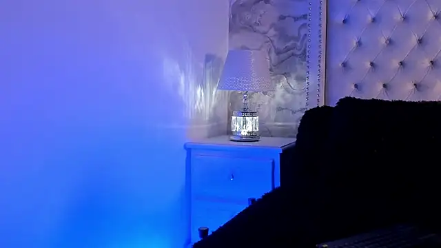 Snapshot of Kev_jenner chatting on March 10, 8:56 pm Kev jenner online show from March 10, 8:56 pm