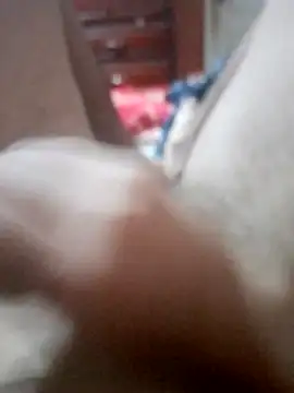 yahirgyui online show from November 2, 6:28 am