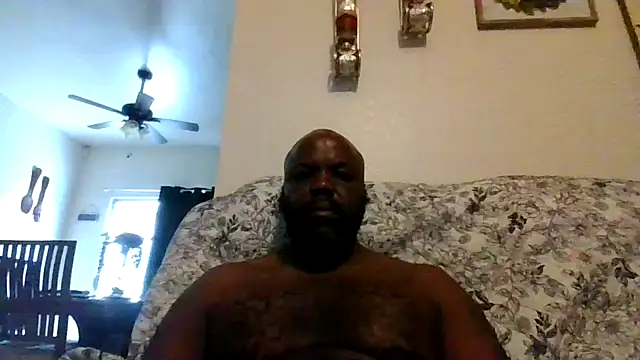 Willie8762 online show from April 28, 3:49 pm