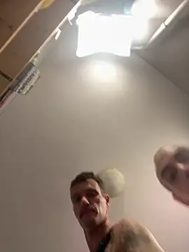 UnCuTupTheBuTT online show from September 19, 2:06 pm