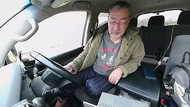 kumao2 online show from October 28, 5:21 am