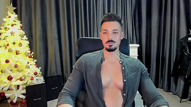 HaydenSpearss online show from December 27, 2:44 pm