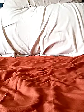 Snapshot of Localboi3 chatting on September 14, 5:26 pm Localboi3 online show from September 14, 5:26 pm