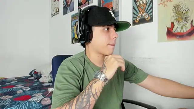 nathan x1 online show from December 4, 7:32 pm