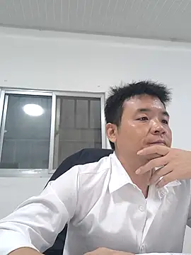 kisstoyousoon2024 online show from September 16, 8:20 pm